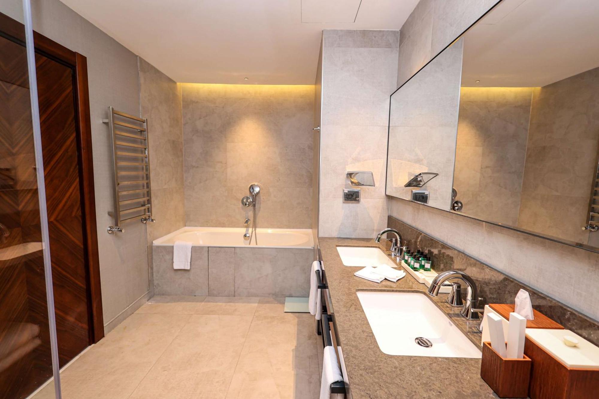 Hilton Garden Inn Samarkand Afrosiyob Bagian luar foto